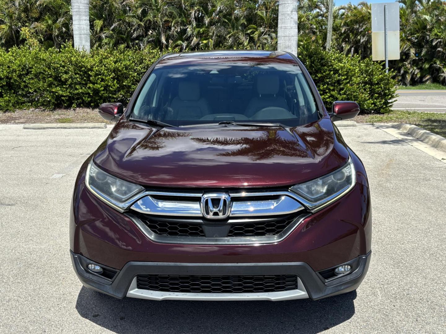 2019 BURGUN /Grey Leather HONDA CR-V EXL (7FARW1H85KE) with an 1.5L engine, Continuously Variable transmission, located at 11170 Summerlin Square Dr., Fort Myers Beach, FL, 33931, (239) 999-7777, 26.493546, -81.941628 - 2 Owner No Damage No Accident Carfax - Photo#1