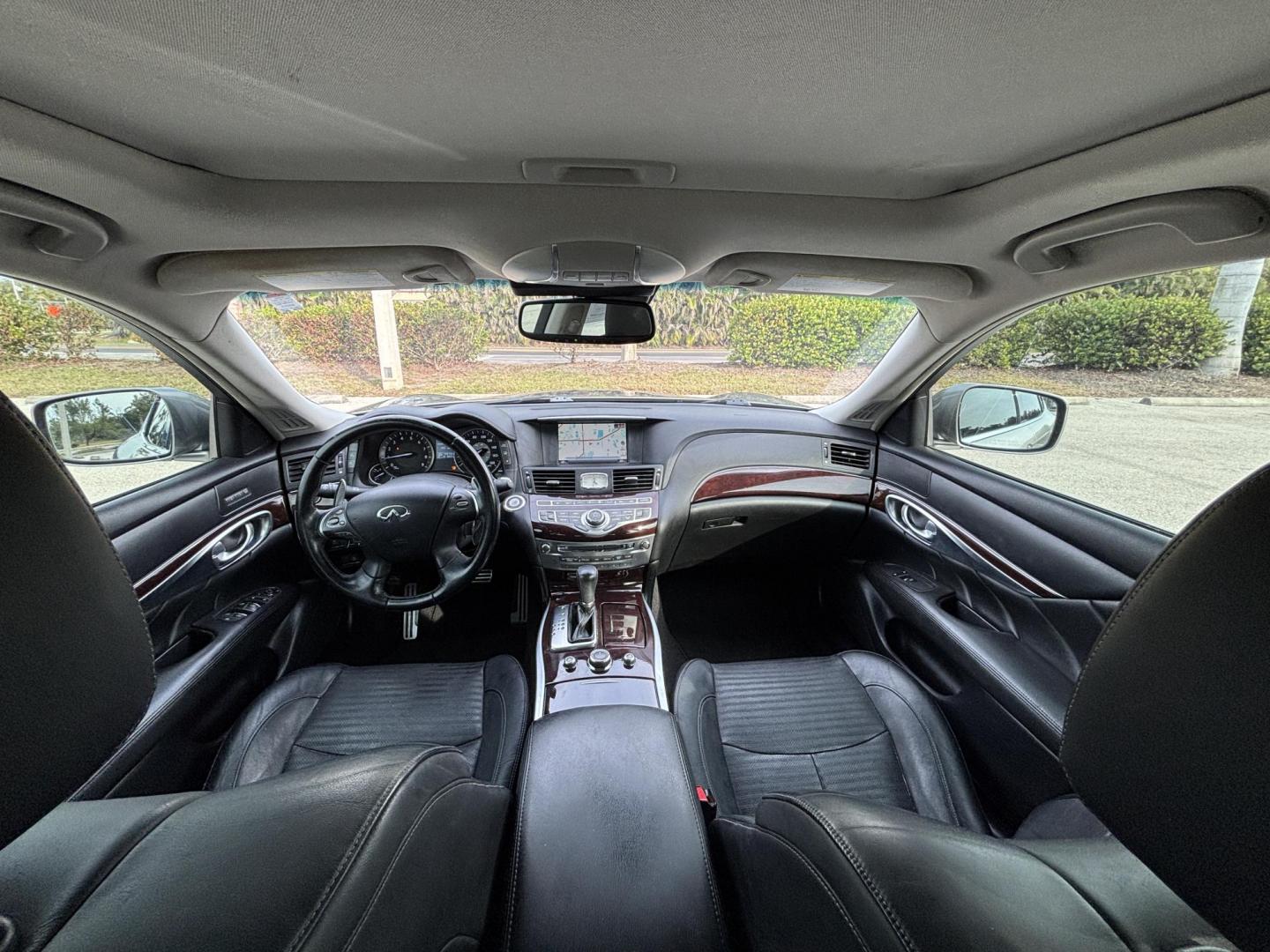 2012 GREY /Grey Leather INFINITI M37 (JN1BY1AP3CM) with an 3.7L engine, Automatic transmission, located at 11170 Summerlin Square Dr., Fort Myers Beach, FL, 33931, (239) 999-7777, 26.493546, -81.941628 - Photo#8