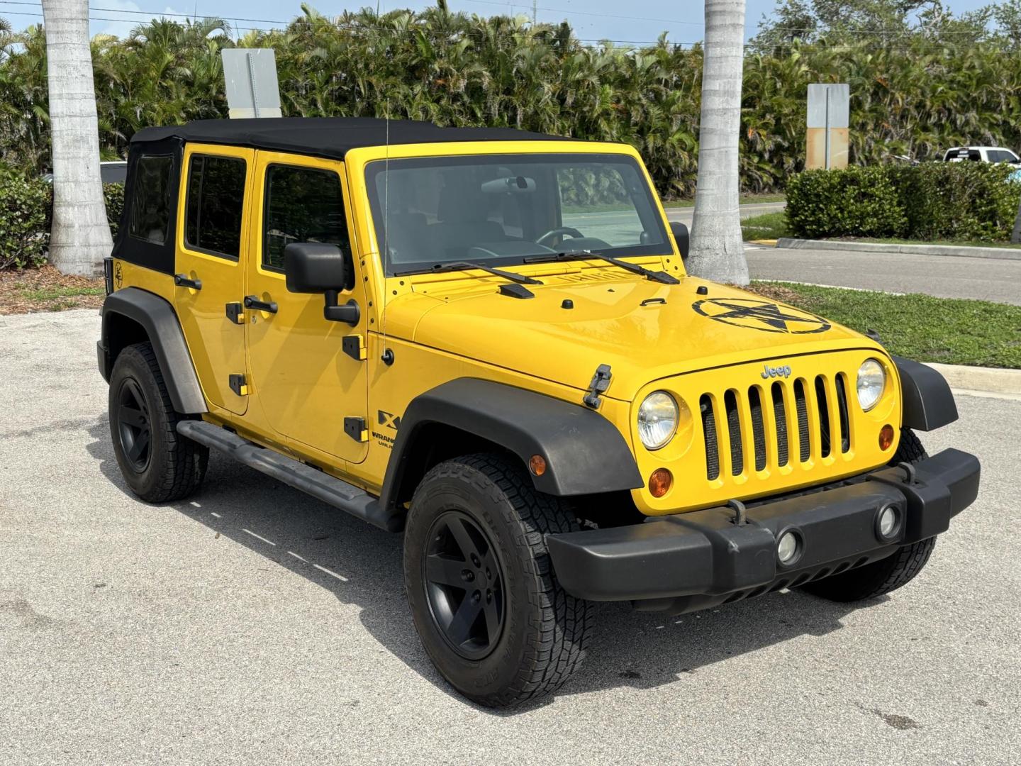 2008 YELLOW JEEP WRANGLER UNLIMI X (1J4GA39158L) with an 3.8L engine, 4-Speed Manual transmission, located at 11170 Summerlin Square Dr., Fort Myers Beach, FL, 33931, (239) 999-7777, 26.493546, -81.941628 - Manual Transmission New Cloth Top New Brakes New Rotors - Photo#2