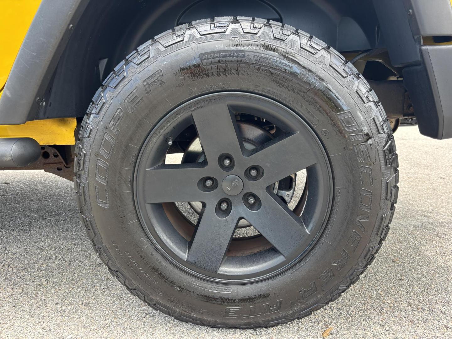 2008 YELLOW JEEP WRANGLER UNLIMI X (1J4GA39158L) with an 3.8L engine, 4-Speed Manual transmission, located at 11170 Summerlin Square Dr., Fort Myers Beach, FL, 33931, (239) 999-7777, 26.493546, -81.941628 - Manual Transmission New Cloth Top New Brakes New Rotors - Photo#51
