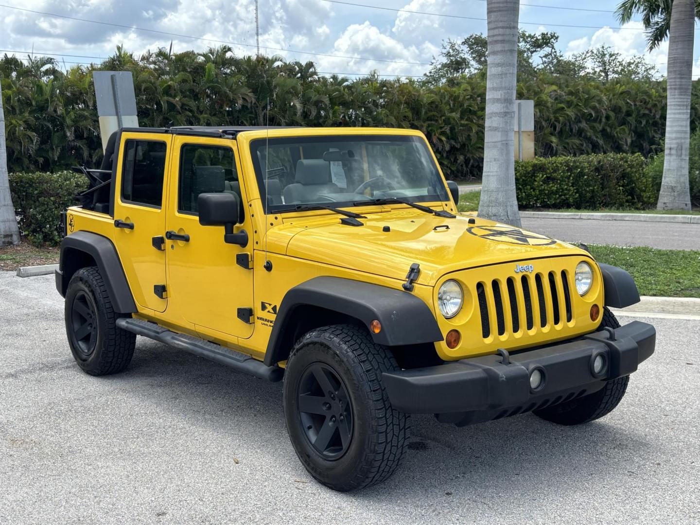 2008 YELLOW JEEP WRANGLER UNLIMI X (1J4GA39158L) with an 3.8L engine, 4-Speed Manual transmission, located at 11170 Summerlin Square Dr., Fort Myers Beach, FL, 33931, (239) 999-7777, 26.493546, -81.941628 - Manual Transmission New Cloth Top New Brakes New Rotors - Photo#25