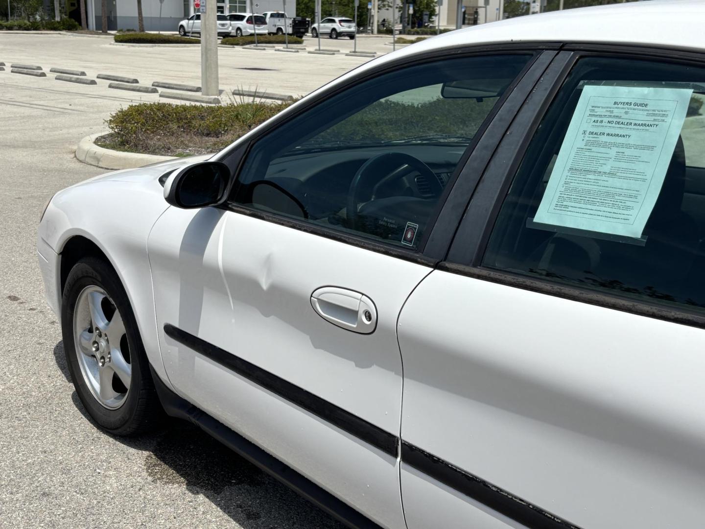 2001 WHITE /CHARCOAL Ford Taurus SE (1FAFP53U51G) with an 3.0L V6 OHV 12V engine, 4-Speed Automatic Overdrive transmission, located at 11170 Summerlin Square Dr., Fort Myers Beach, FL, 33931, (239) 999-7777, 26.493546, -81.941628 - Carfax No Damage No Accidents Prior Corporate Fleet Vehicle! - Photo#27