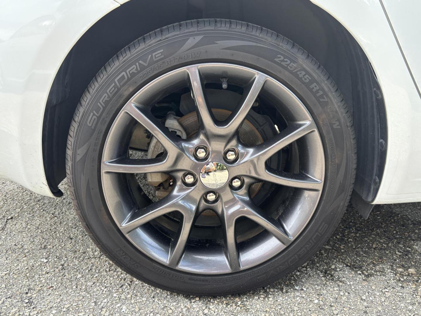 2016 WHITE /BLACK Dodge Dart SE (1C3CDFAAXGD) with an 2.0L L4 DOHC 16V TURBO engine, located at 11170 Summerlin Square Dr., Fort Myers Beach, FL, 33931, (239) 999-7777, 26.493546, -81.941628 - 1 Owner No Damage No Accident Carfax - Photo#25