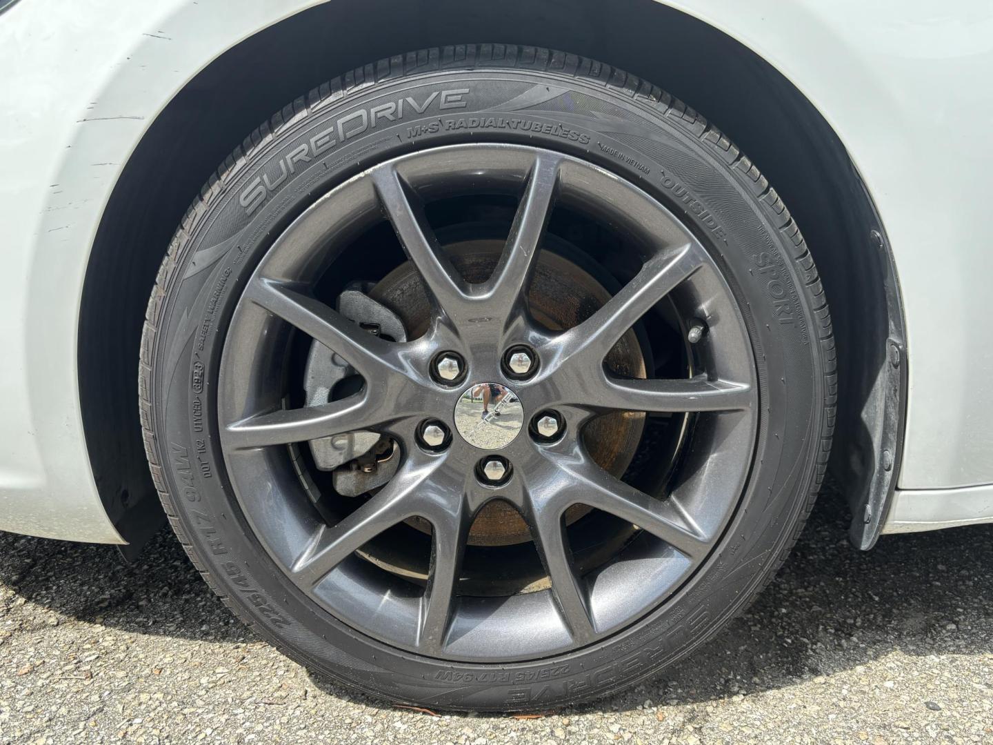 2016 WHITE /BLACK Dodge Dart SE (1C3CDFAAXGD) with an 2.0L L4 DOHC 16V TURBO engine, located at 11170 Summerlin Square Dr., Fort Myers Beach, FL, 33931, (239) 999-7777, 26.493546, -81.941628 - 1 Owner No Damage No Accident Carfax - Photo#26