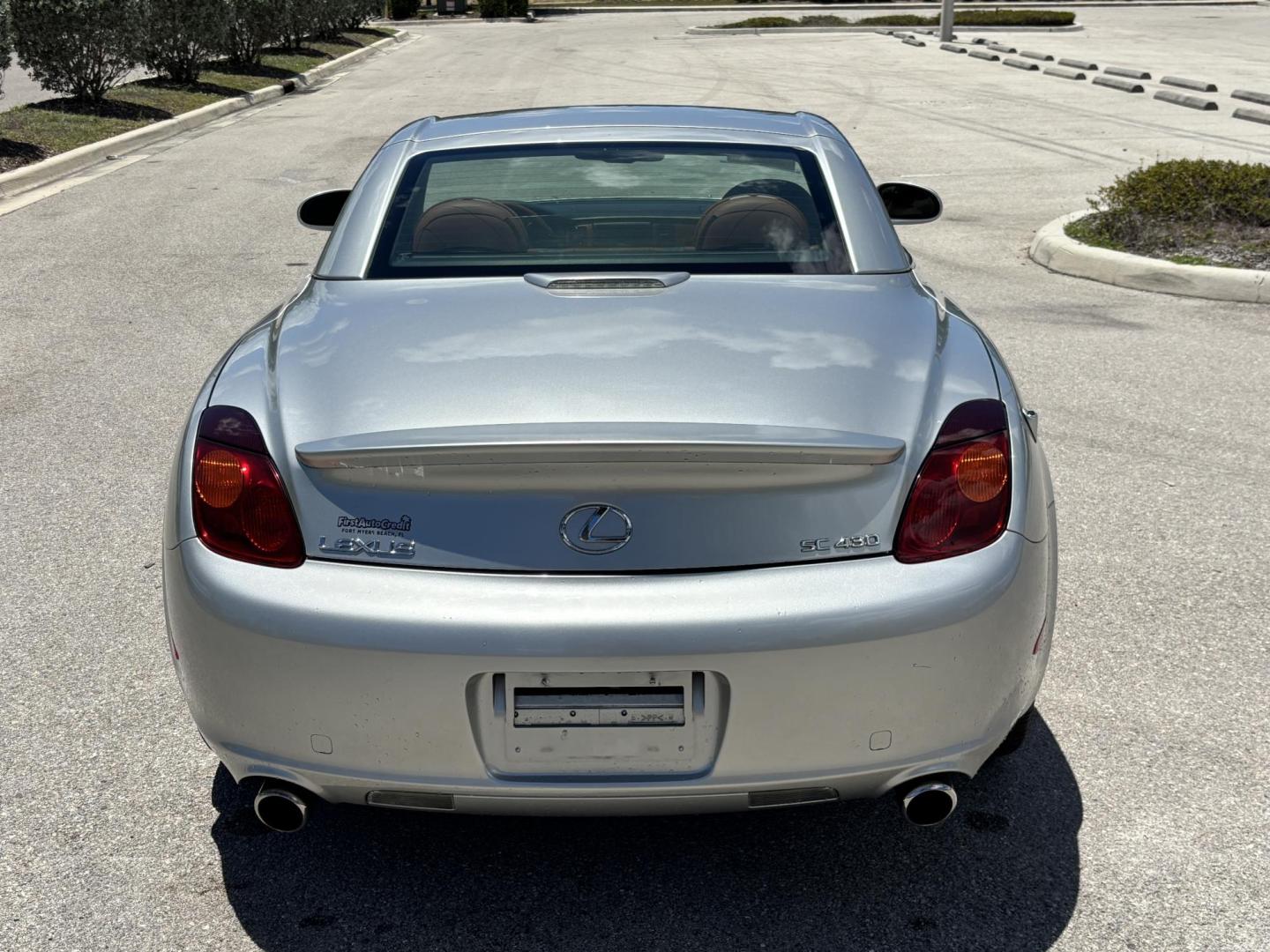 2002 SILVER /BROWN Lexus SC 430 Convertible (JTHFN48Y820) with an 4.3L V8 DOHC 32V engine, 5-Speed Automatic Overdrive transmission, located at 11170 Summerlin Square Dr., Fort Myers Beach, FL, 33931, (239) 999-7777, 26.493546, -81.941628 - Photo#23
