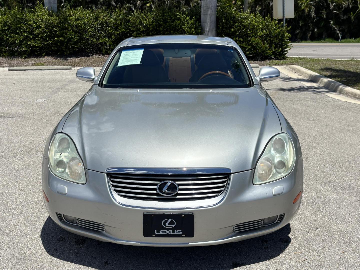 2002 SILVER /BROWN Lexus SC 430 Convertible (JTHFN48Y820) with an 4.3L V8 DOHC 32V engine, 5-Speed Automatic Overdrive transmission, located at 11170 Summerlin Square Dr., Fort Myers Beach, FL, 33931, (239) 999-7777, 26.493546, -81.941628 - Photo#19