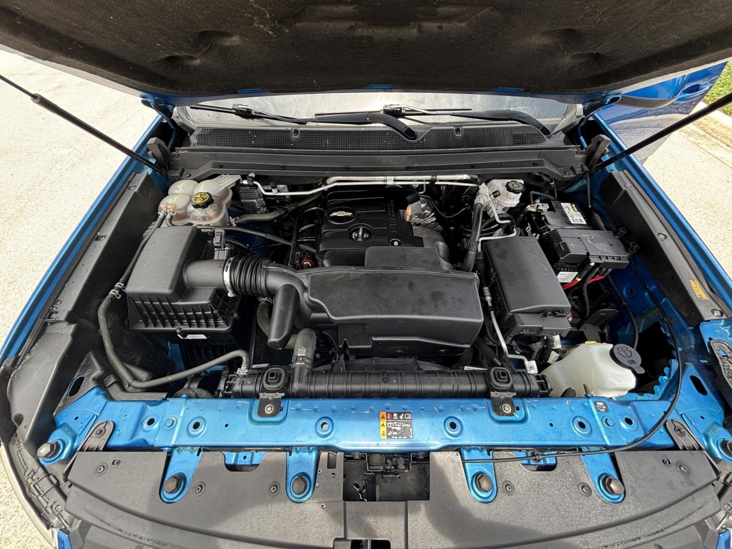 2022 BLUE Chevrolet Colorado LT Crew Cab 2WD Short Box (1GCGSCEAXN1) with an 2.5L L4 DOHC 16V GAS engine, 6A transmission, located at 11170 Summerlin Square Dr., Fort Myers Beach, FL, 33931, (239) 999-7777, 26.493546, -81.941628 - 1 Owner No Damage No Accidents Carfax RWD Remote Start - Photo#34