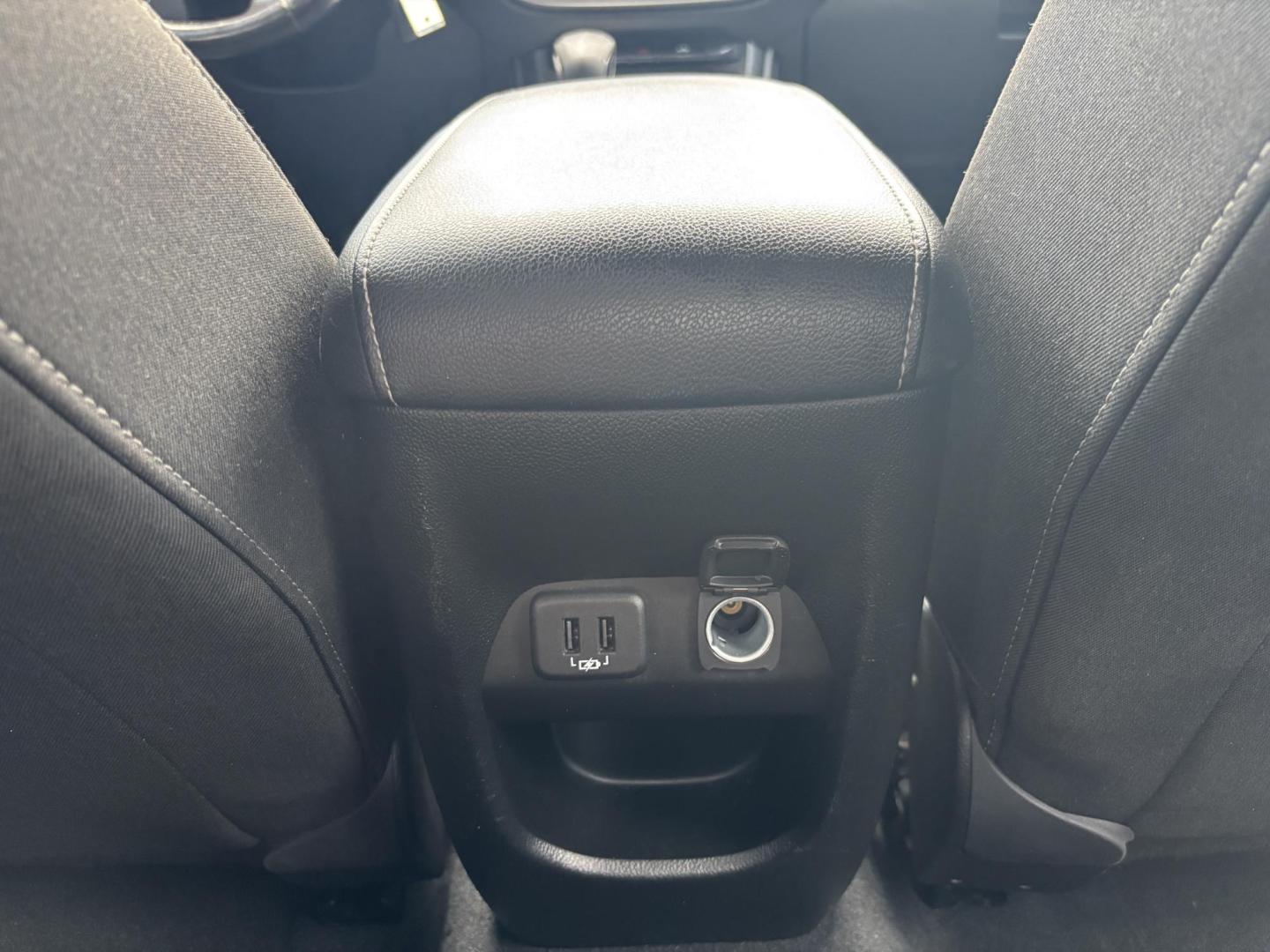 2022 BLUE Chevrolet Colorado LT Crew Cab 2WD Short Box (1GCGSCEAXN1) with an 2.5L L4 DOHC 16V GAS engine, 6A transmission, located at 11170 Summerlin Square Dr., Fort Myers Beach, FL, 33931, (239) 999-7777, 26.493546, -81.941628 - 1 Owner No Damage No Accidents Carfax RWD Remote Start - Photo#33