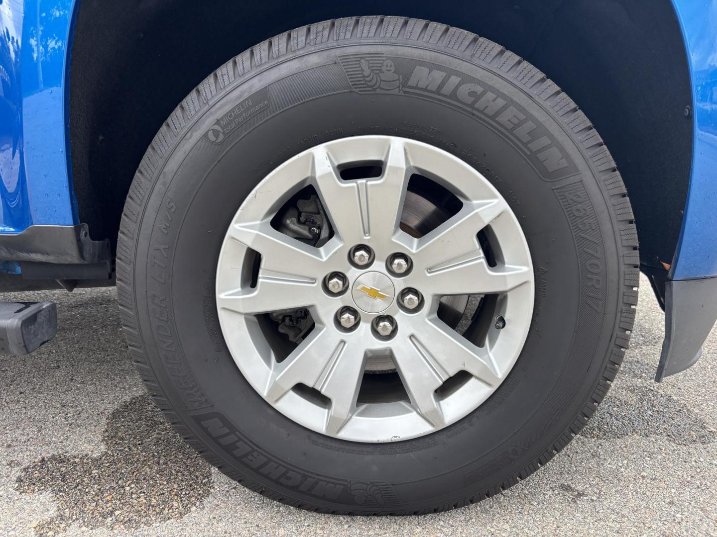 2022 BLUE Chevrolet Colorado LT Crew Cab 2WD Short Box (1GCGSCEAXN1) with an 2.5L L4 DOHC 16V GAS engine, 6A transmission, located at 11170 Summerlin Square Dr., Fort Myers Beach, FL, 33931, (239) 999-7777, 26.493546, -81.941628 - 1 Owner No Damage No Accidents Carfax RWD Remote Start - Photo#36