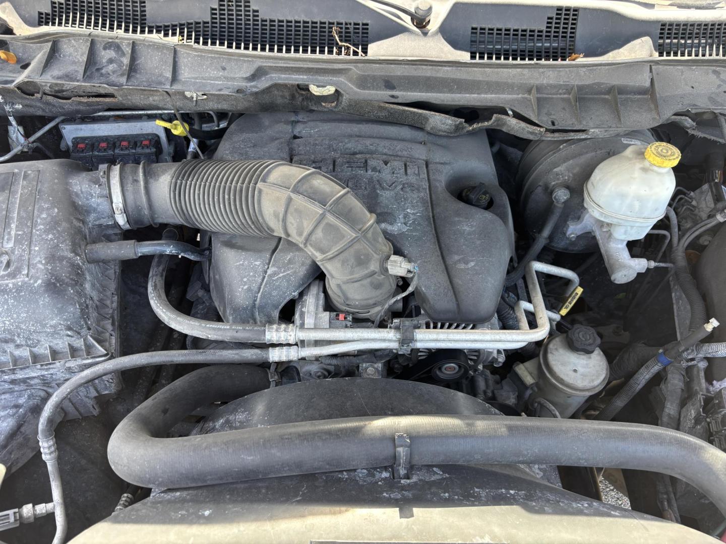 2010 BLACK Dodge Ram 1500 Laramie Crew Cab 4WD (1D7RV1CT7AS) with an 5.7L V8 OHV 16V engine, 5-Speed Automatic transmission, located at 11170 Summerlin Square Dr., Fort Myers Beach, FL, 33931, (239) 999-7777, 26.493546, -81.941628 - Photo#38