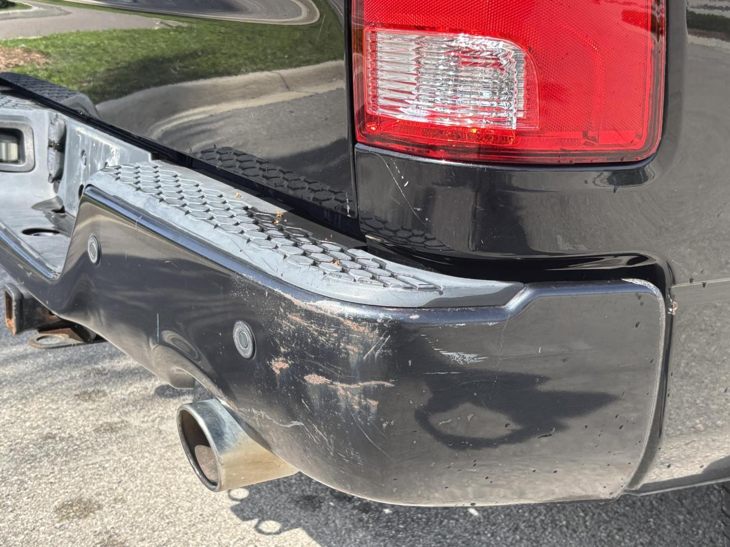 2010 BLACK Dodge Ram 1500 Laramie Crew Cab 4WD (1D7RV1CT7AS) with an 5.7L V8 OHV 16V engine, 5-Speed Automatic transmission, located at 11170 Summerlin Square Dr., Fort Myers Beach, FL, 33931, (239) 999-7777, 26.493546, -81.941628 - Photo#43