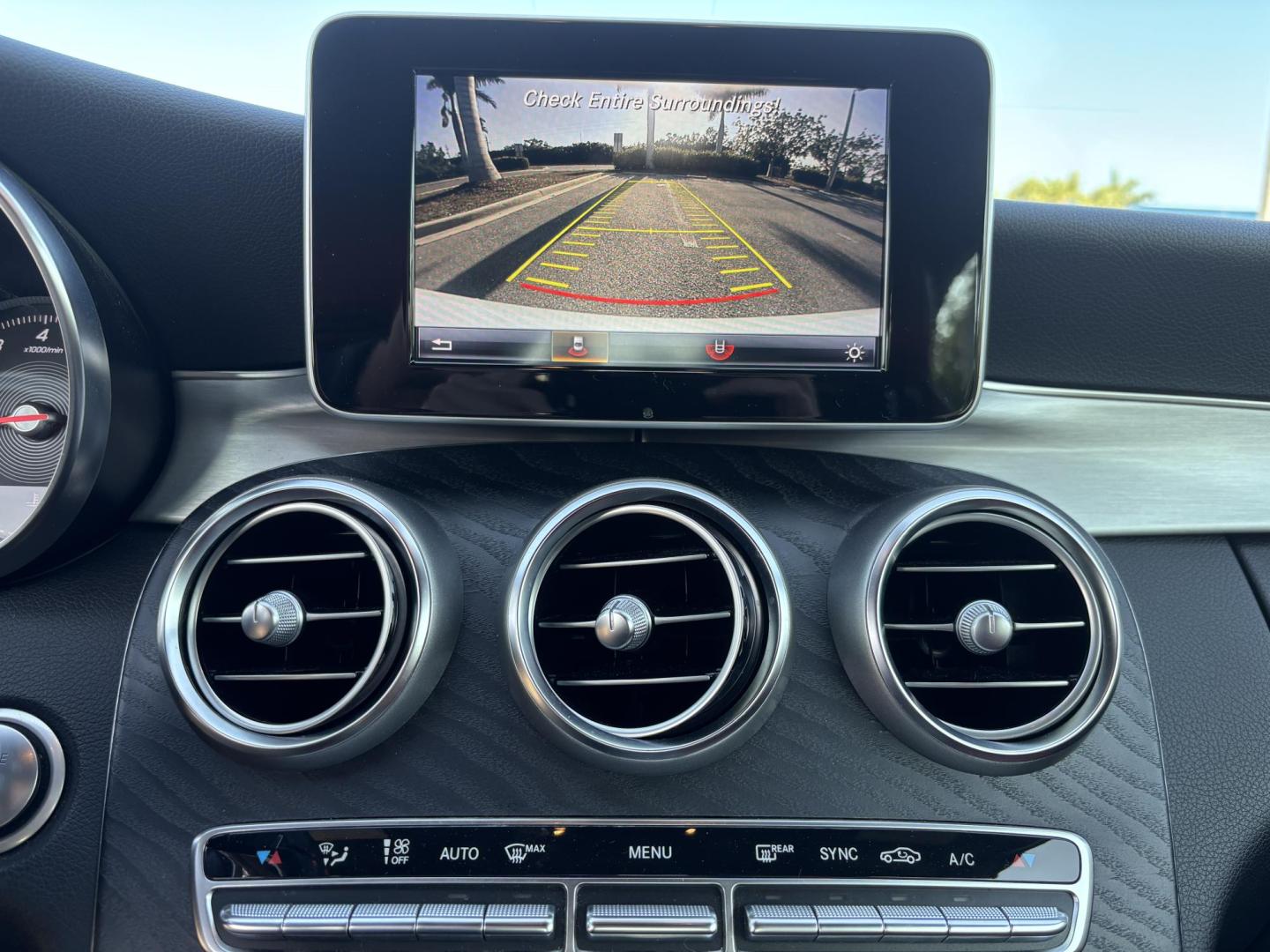 2018 WHITE /CRANBERRY RED Mercedes-Benz C-Class C300 Coupe (WDDWK4JB3JF) with an 2.0L L4 DOHC 16V TURBO engine, 7A transmission, located at 11170 Summerlin Square Dr., Fort Myers Beach, FL, 33931, (239) 999-7777, 26.493546, -81.941628 - Photo#31