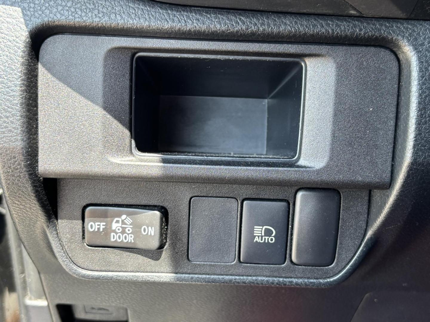 2019 BLACK Toyota Tacoma SR5 Double Cab Long Bed I4 6AT 2WD (5TFAX5GN5KX) with an 2.7L L4 DOHC 16V engine, 6A transmission, located at 11170 Summerlin Square Dr., Fort Myers Beach, FL, 33931, (239) 999-7777, 26.493546, -81.941628 - Photo#14