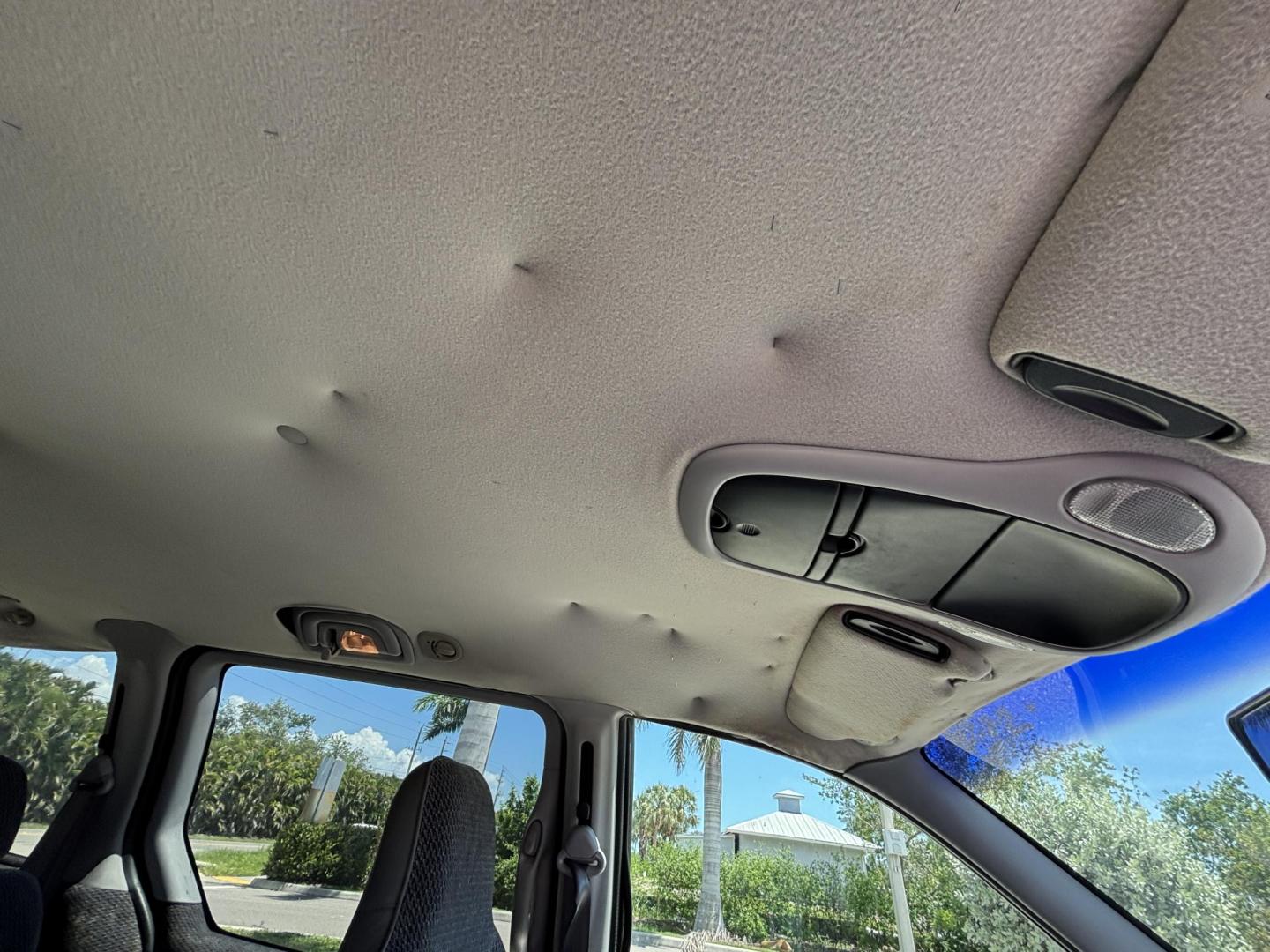 1996 PURPLE Plymouth Grand Voyager SE (2P4GP44R1TR) with an 3.3L V6 OHV 12V engine, located at 11170 Summerlin Square Dr., Fort Myers Beach, FL, 33931, (239) 999-7777, 26.493546, -81.941628 - Photo#30