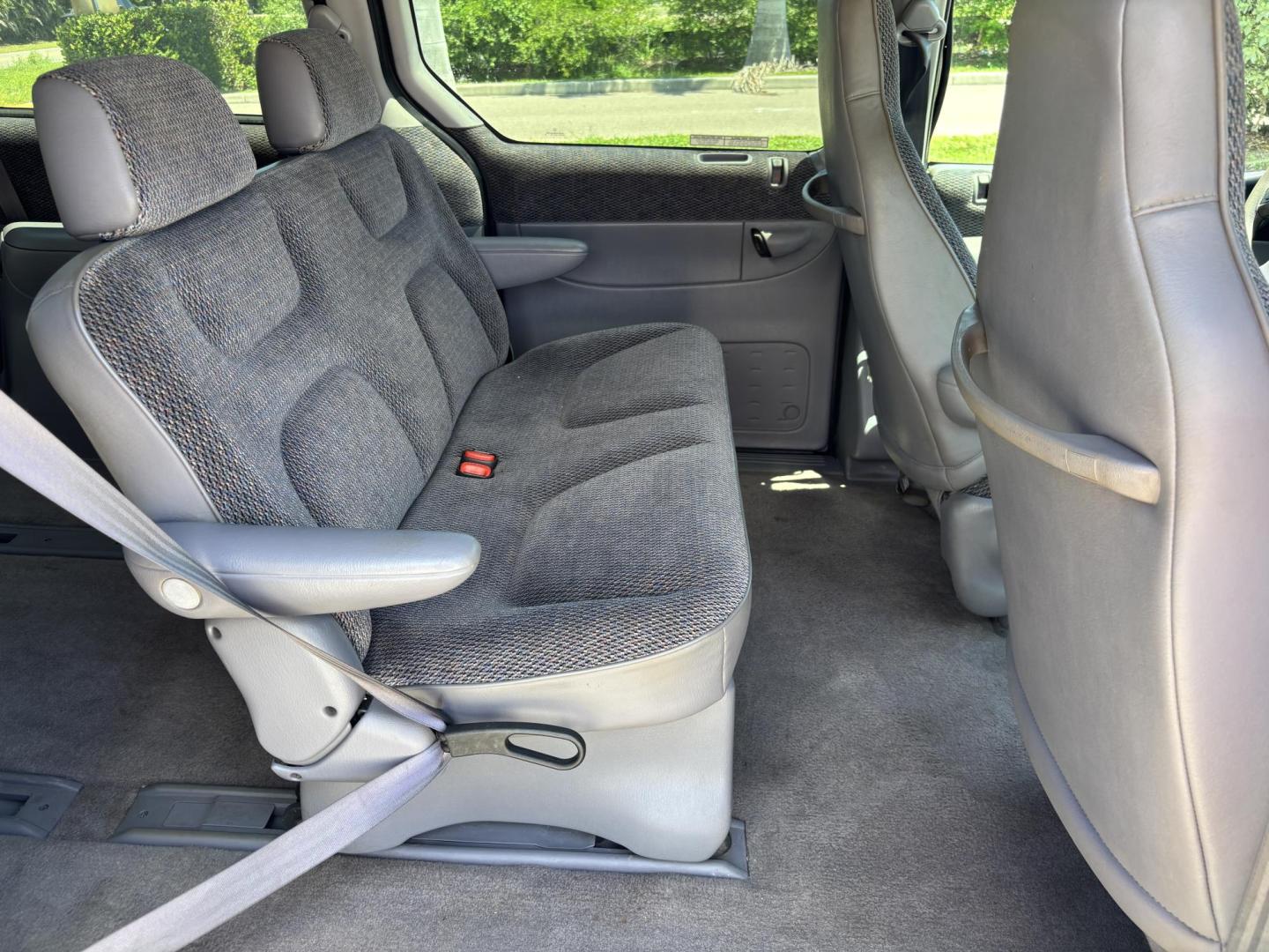 1996 PURPLE Plymouth Grand Voyager SE (2P4GP44R1TR) with an 3.3L V6 OHV 12V engine, located at 11170 Summerlin Square Dr., Fort Myers Beach, FL, 33931, (239) 999-7777, 26.493546, -81.941628 - Photo#14