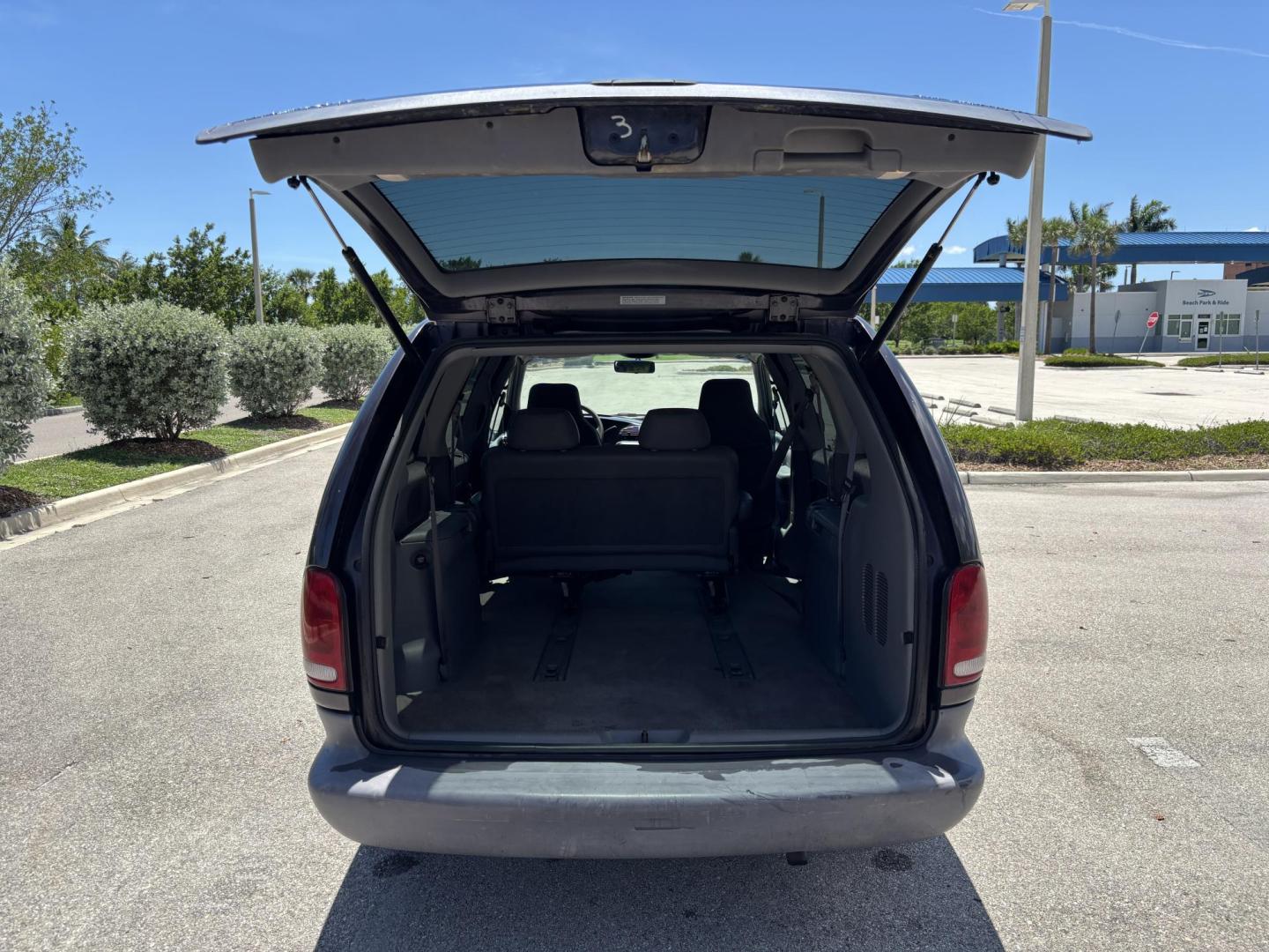 1996 PURPLE Plymouth Grand Voyager SE (2P4GP44R1TR) with an 3.3L V6 OHV 12V engine, located at 11170 Summerlin Square Dr., Fort Myers Beach, FL, 33931, (239) 999-7777, 26.493546, -81.941628 - Photo#8