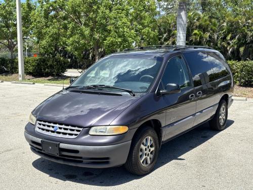 1996 Plymouth Grand Voyager SE