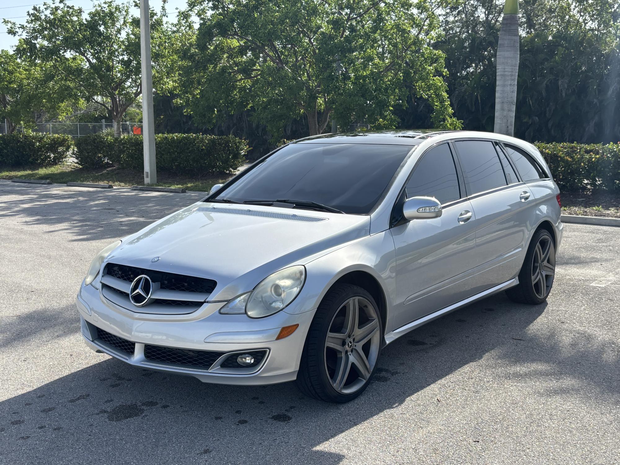 photo of 2006 Mercedes-Benz R-Class R350