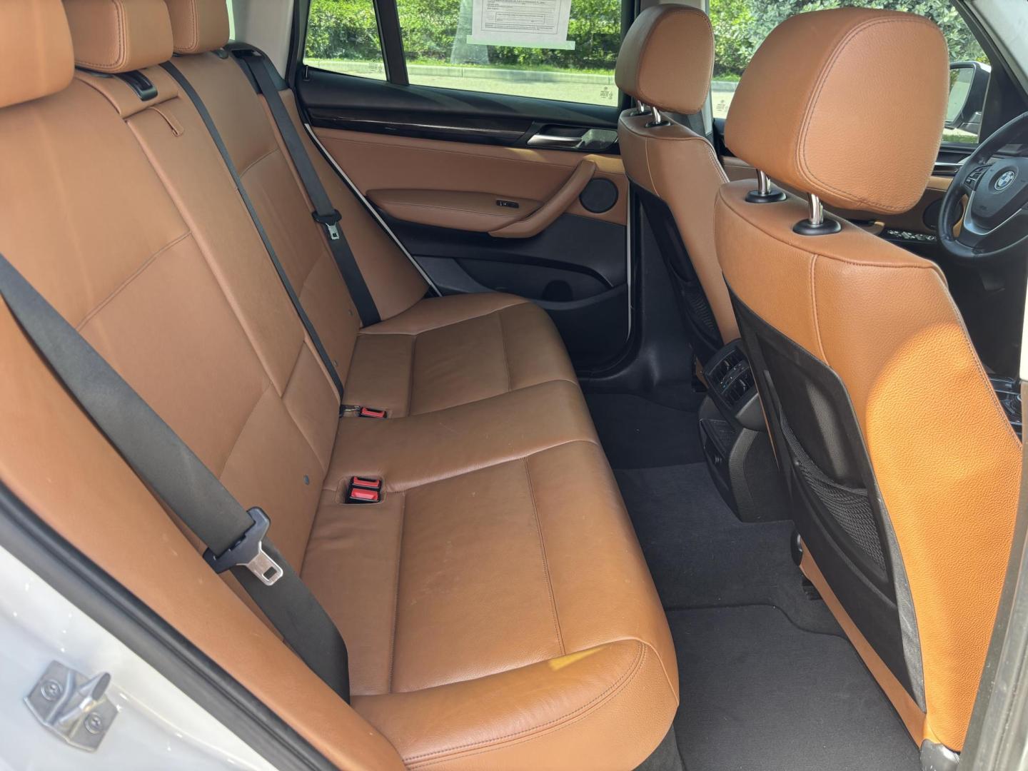 2016 WHITE BMW X3 xDrive28i (5UXWX9C5XG0) with an 2.0L L4 DOHC 16V engine, 8-Speed Automatic transmission, located at 11170 Summerlin Square Dr., Fort Myers Beach, FL, 33931, (239) 999-7777, 26.493546, -81.941628 - Photo#29