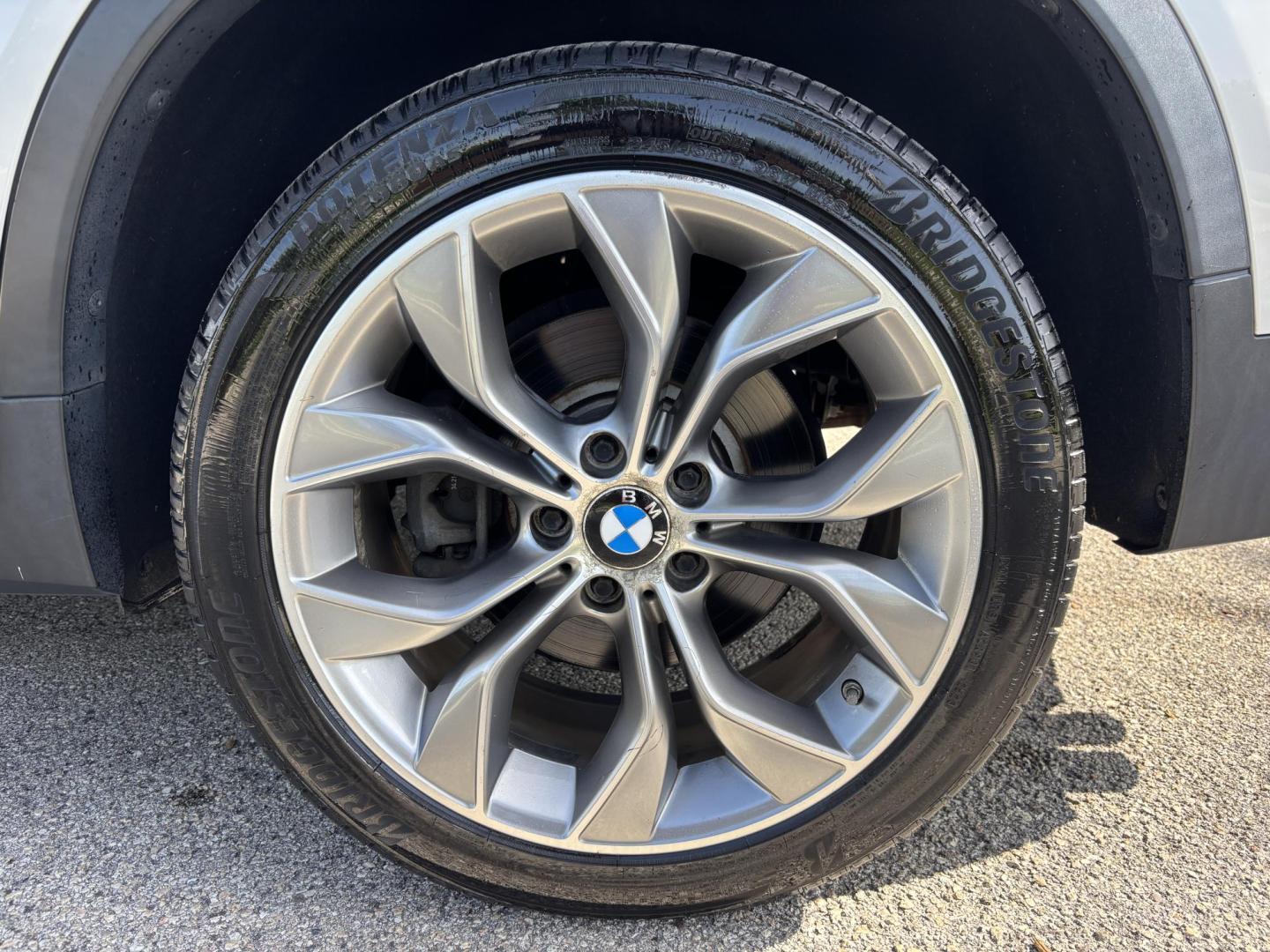 2016 WHITE BMW X3 xDrive28i (5UXWX9C5XG0) with an 2.0L L4 DOHC 16V engine, 8-Speed Automatic transmission, located at 11170 Summerlin Square Dr., Fort Myers Beach, FL, 33931, (239) 999-7777, 26.493546, -81.941628 - Photo#68