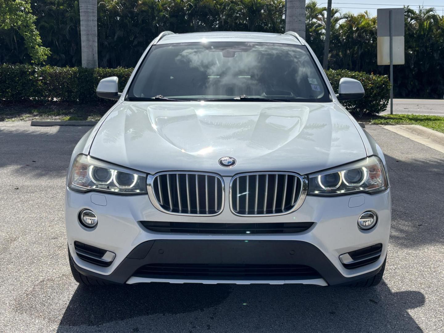 2016 WHITE BMW X3 xDrive28i (5UXWX9C5XG0) with an 2.0L L4 DOHC 16V engine, 8-Speed Automatic transmission, located at 11170 Summerlin Square Dr., Fort Myers Beach, FL, 33931, (239) 999-7777, 26.493546, -81.941628 - Photo#1