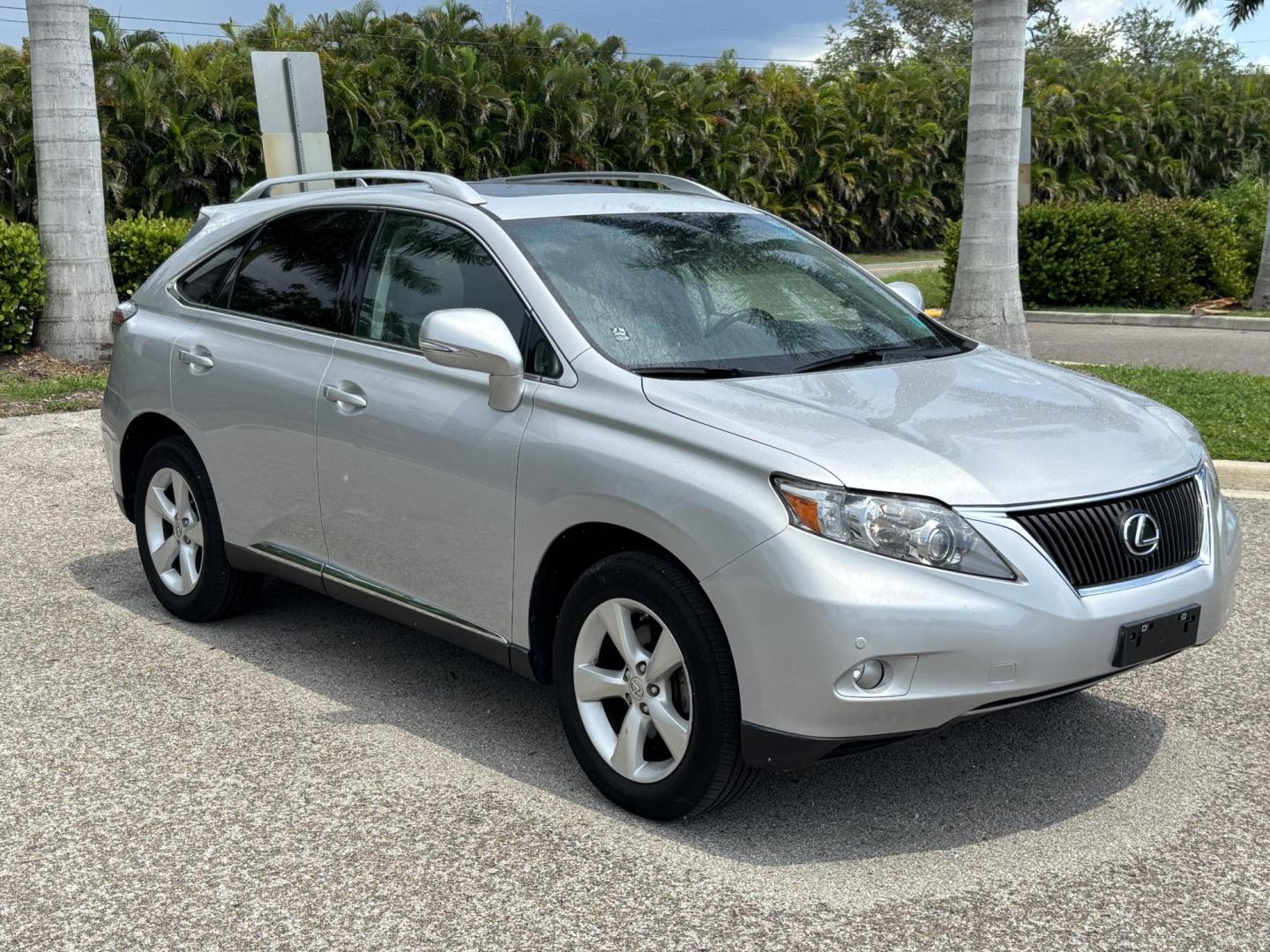 2010 SILVER /OYSTER Lexus RX 350 AWD (2T2BK1BA6AC) with an 3.5L V6 DOHC 24V engine, 5-Speed Automatic transmission, located at 11170 Summerlin Square Dr., Fort Myers Beach, FL, 33931, (239) 999-7777, 26.493546, -81.941628 - Carfax 2 Owner Maintenance inspection completed Drain plug gasket replaced Fluids checked Maintenance reminder reset Oil and filter changed Steering/suspension lubricated Tire condition and pressure checked - Photo#2