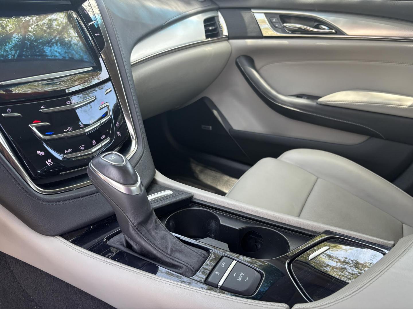 2017 SILVER /SHALE Cadillac CTS 2.0L Turbo Luxury RWD (1G6AR5SX4H0) with an 2.0L L4 DOHC 24V TURBO engine, 6A transmission, located at 11170 Summerlin Square Dr., Fort Myers Beach, FL, 33931, (239) 999-7777, 26.493546, -81.941628 - Carfax 1 Owner No Damage No Accidents Local Florida Owned Vehicle - Photo#29