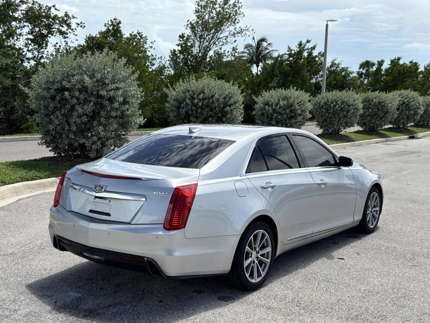 2017 SILVER /SHALE Cadillac CTS 2.0L Turbo Luxury RWD (1G6AR5SX4H0) with an 2.0L L4 DOHC 24V TURBO engine, 6A transmission, located at 11170 Summerlin Square Dr., Fort Myers Beach, FL, 33931, (239) 999-7777, 26.493546, -81.941628 - Carfax 1 Owner No Damage No Accidents Local Florida Owned Vehicle - Photo#4