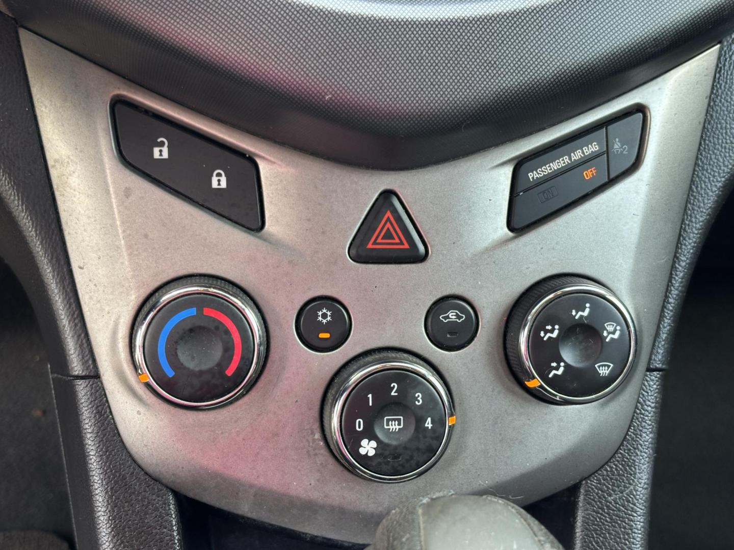 2013 RED /DARK GRAY Chevrolet Sonic LT Auto 5-Door (1G1JC6SH1D4) with an 1.8L L4 DOHC 24V FFV engine, 6-Speed Automatic transmission, located at 11170 Summerlin Square Dr., Fort Myers Beach, FL, 33931, (239) 999-7777, 26.493546, -81.941628 - We have financing available and we accept trades! Fill out a credit application on our website or come by today! If you have any questions, give us a call at (239) 999 - 7777 or visit our website at firstautocredit.com. 11170 Summerlin Square Dr, Fort Myers Beach, FL 33931 Carfax 2 Owner M - Photo#20