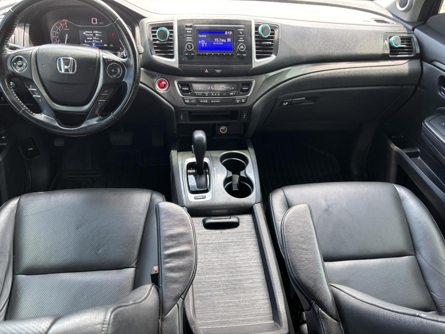 2018 GRAY /BLACK Honda Ridgeline RTL (5FPYK2F58JB) with an 3.5L V6 SOHC 24V engine, 6A transmission, located at 11170 Summerlin Square Dr., Fort Myers Beach, FL, 33931, (239) 999-7777, 26.493546, -81.941628 - Photo#13