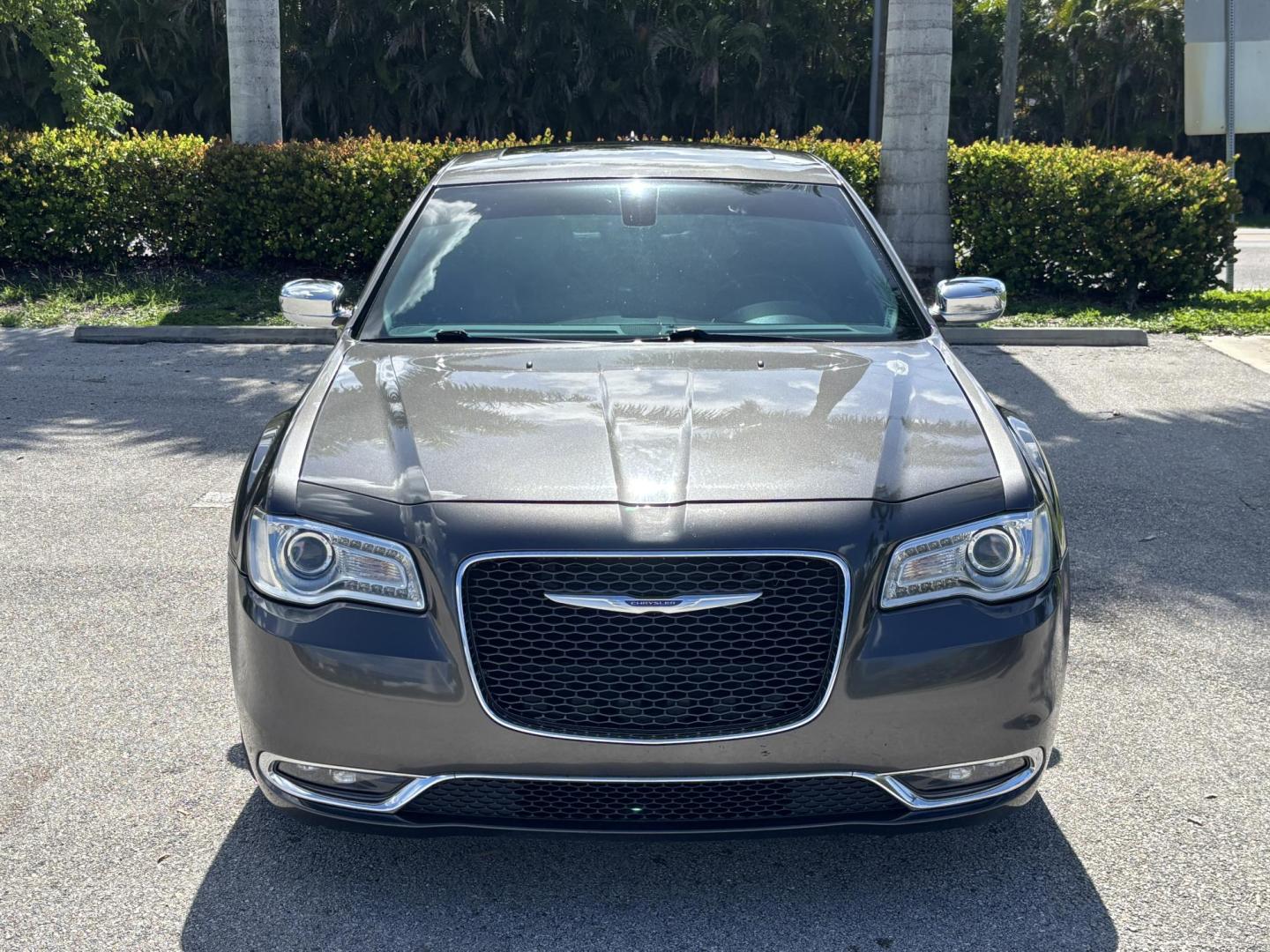 2019 GRAY Chrysler 300 Limited RWD (2C3CCAEG3KH) with an 3.6L V6 SOHC 24V engine, 8A transmission, located at 11170 Summerlin Square Dr., Fort Myers Beach, FL, 33931, (239) 999-7777, 26.493546, -81.941628 - Photo#1