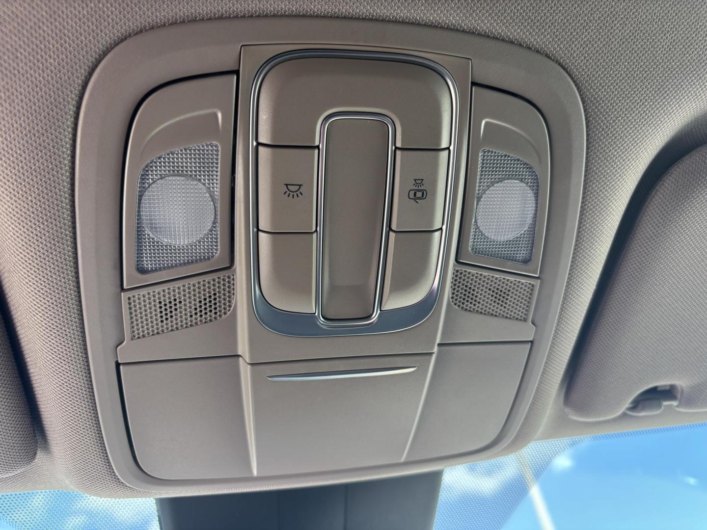 2019 RED Hyundai Santa Fe SE 2.4 (5NMS23AD9KH) with an 2.4L L4 DOHC 16V engine, 8A transmission, located at 11170 Summerlin Square Dr., Fort Myers Beach, FL, 33931, (239) 999-7777, 26.493546, -81.941628 - Photo#28
