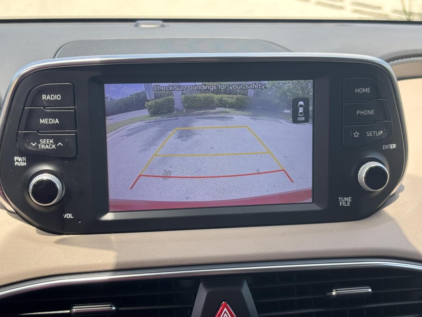 2019 RED Hyundai Santa Fe SE 2.4 (5NMS23AD9KH) with an 2.4L L4 DOHC 16V engine, 8A transmission, located at 11170 Summerlin Square Dr., Fort Myers Beach, FL, 33931, (239) 999-7777, 26.493546, -81.941628 - Photo#24