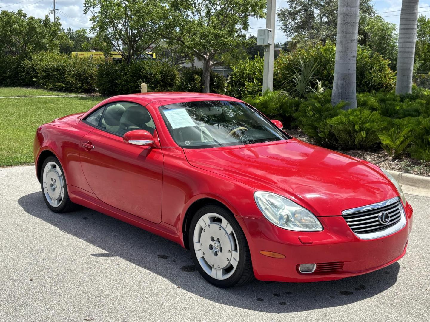 2002 RED /BEIGE Lexus SC 430 Convertible (JTHFN48Y120) with an 4.3L V8 DOHC 32V engine, 5-Speed Automatic Overdrive transmission, located at 11170 Summerlin Square Dr., Fort Myers Beach, FL, 33931, (239) 999-7777, 26.493546, -81.941628 - Carfax Value $12,400 Local Florida Vehicle 37 Service History Records - Photo#11