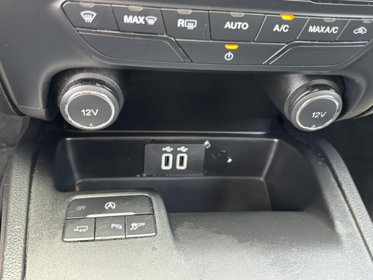 2019 SILVER /CHARCOAL Ford Ranger XLT SuperCrew 2WD (1FTER4EH0KL) with an 2.3L L4 DOHC 16V engine, 10A transmission, located at 11170 Summerlin Square Dr., Fort Myers Beach, FL, 33931, (239) 999-7777, 26.493546, -81.941628 - Carfax 1 Owner - Photo#23